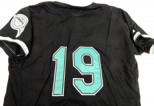 1999-02 Florida Marlins 19 Oyun Kullanılmış Siyah Forma İsim Plakası Kaldırıldı 44 DP42615 - Oyun Kullanılmış MLB