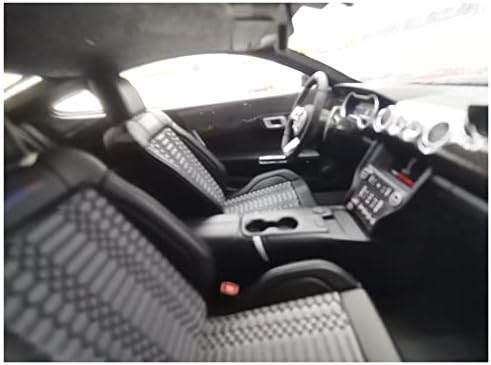 YÜKSEK Ölçekli Model Araçlar için 2020 ABD Edition Ford Mustang GT500 Simülasyon Reçine Araba Modeli Koleksiyonu 1